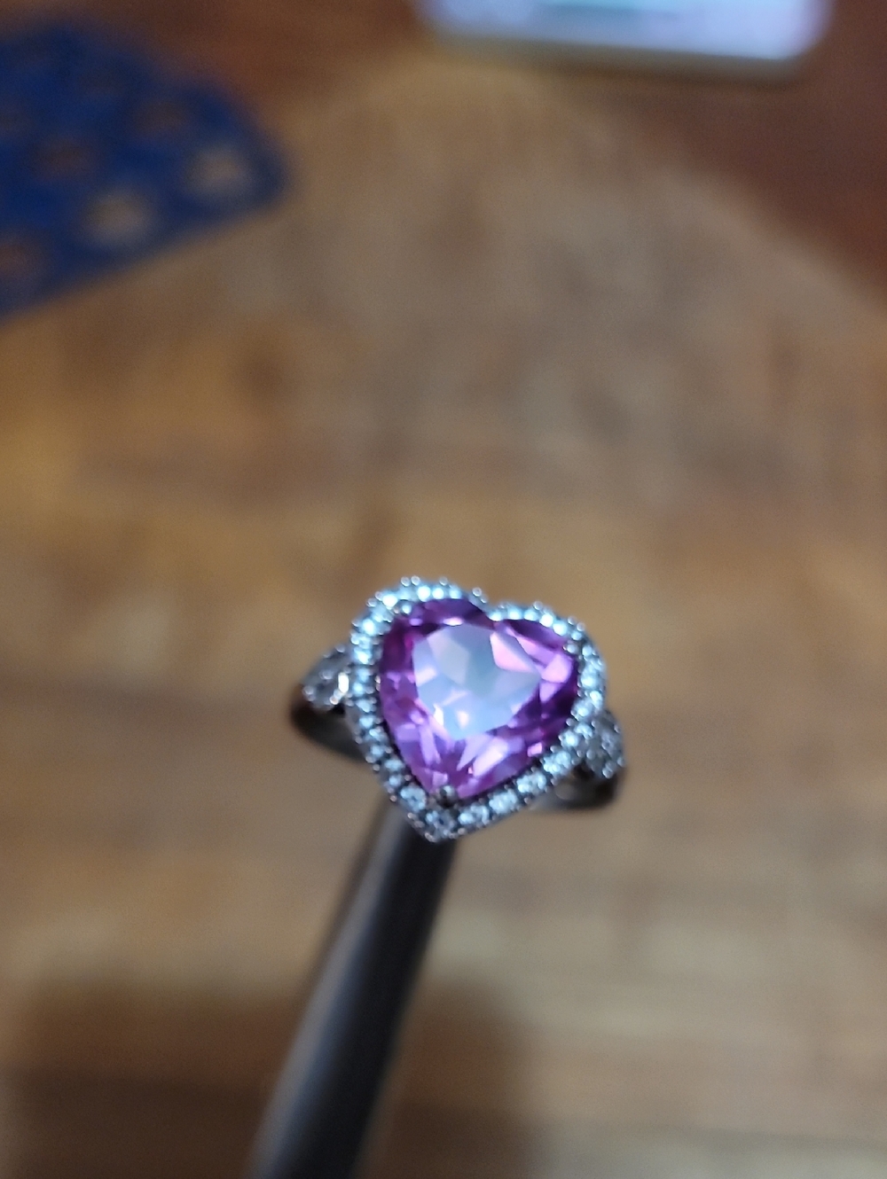 925 Silver. Pink Heart-Cut Crystal Halo Ring - Women Jewelry. Size 8.0